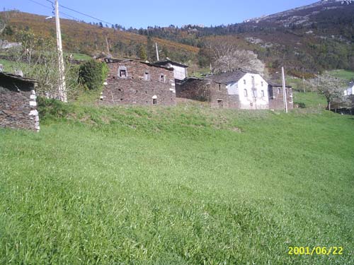 Vista general de la casa para rehabilitar. - Se abre en una nueva ventana