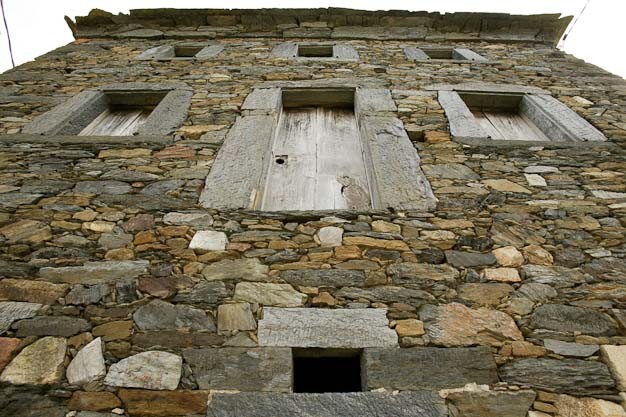 Detalle fachada  - Se abre en una nueva ventana